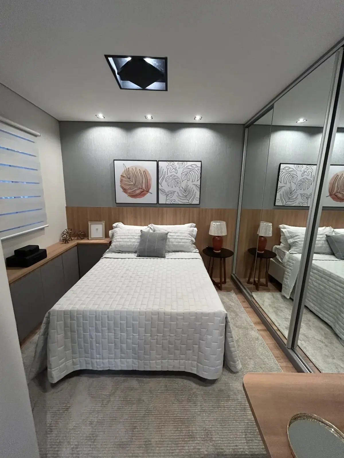 Dormitório — Apartamento Decorado Residencial Buritis — móveis planejados em MDF pela Dillare em Itatiba - SP